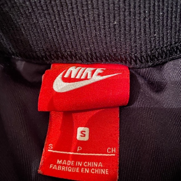 NIKE black joggers Size S - Picture 7 of 7